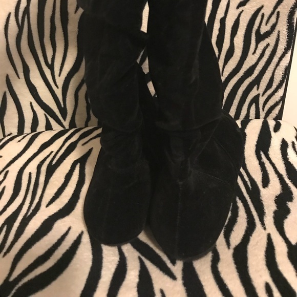 SOLD!! Black faux suede boots! - Picture 2 of 3